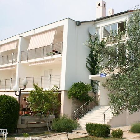 Apartments With A Parking Space Novalja, Pag - 6398 Exterior photo
