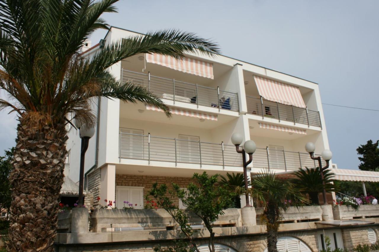 Apartments With A Parking Space Novalja, Pag - 6398 Exterior photo